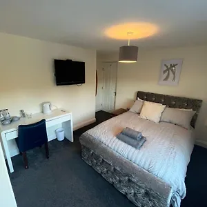 Inn Half Moon, Middlesbrough